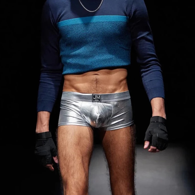 Owen: Shiny boxer