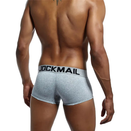 Tyler: Sexy boxer